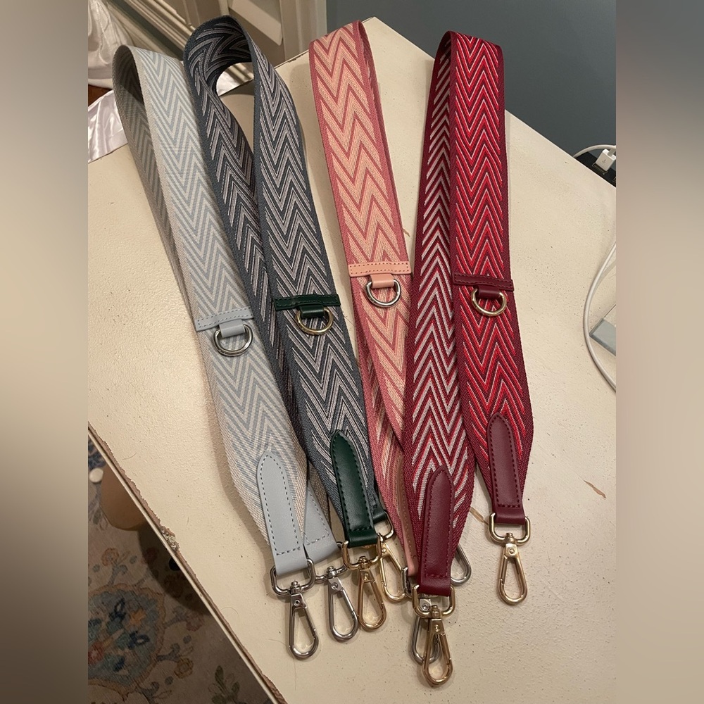 Lot of 4 Senreve statement straps